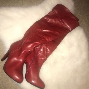 Over the knee sexy red boots